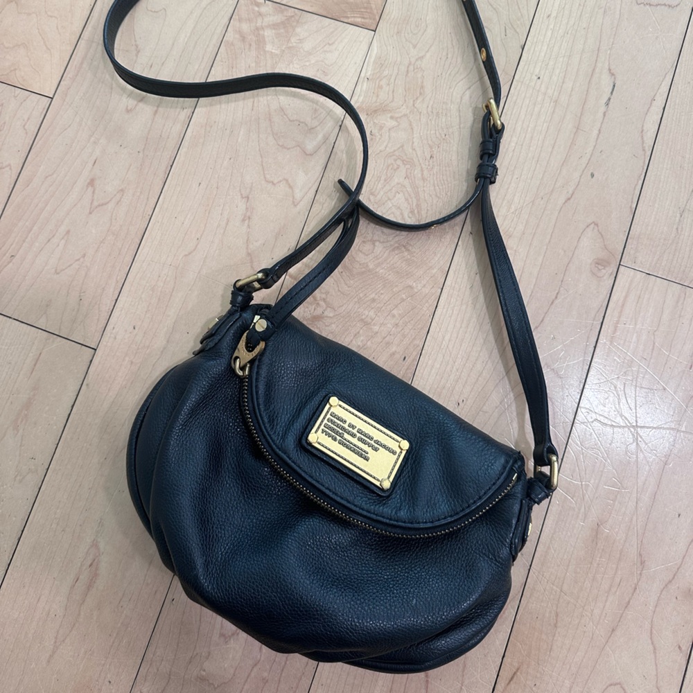 Marc Jacob’s Black Leather Crossbody Bag